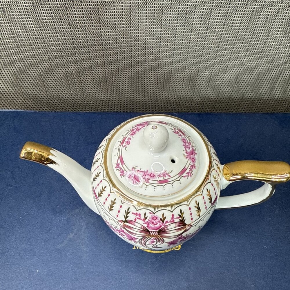 Imperial Porcelain Milano Set of 27 China Rose Tea Cups & Saucers Japan - Picture 6 of 6